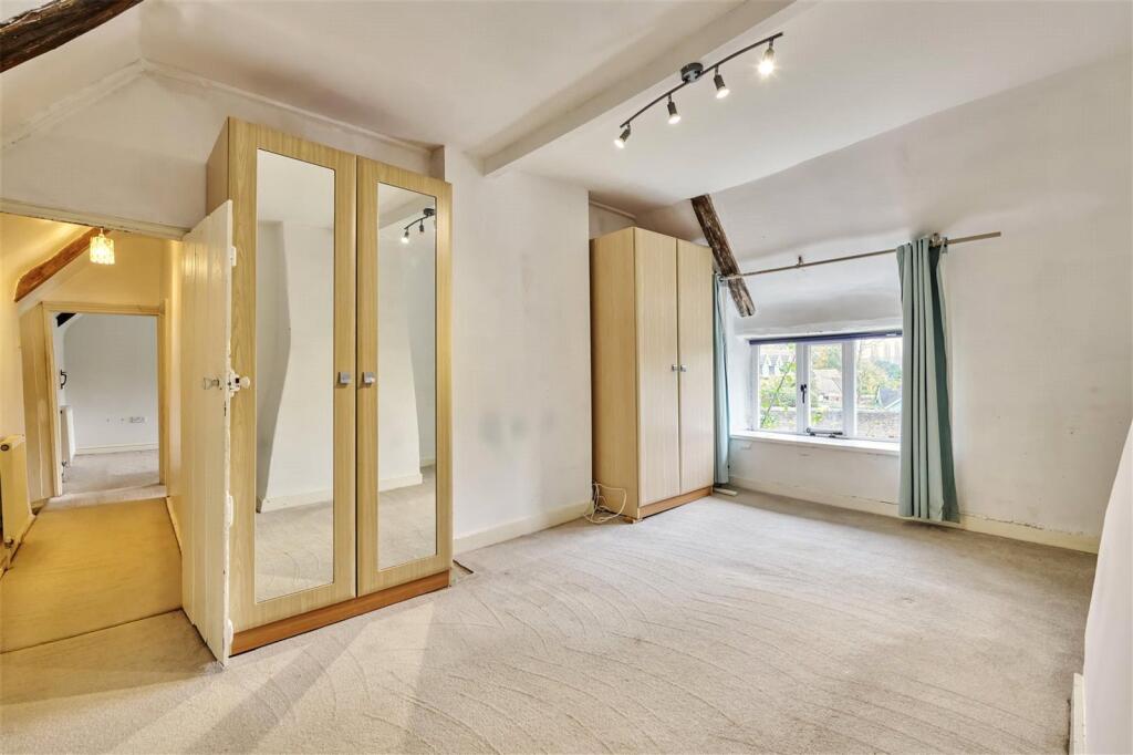 32 High Street Islip