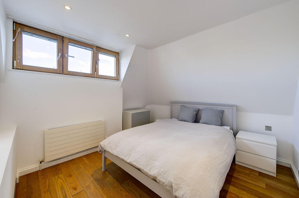 432 kings road 37...