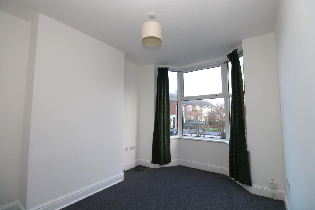 Lounge/Front Reception