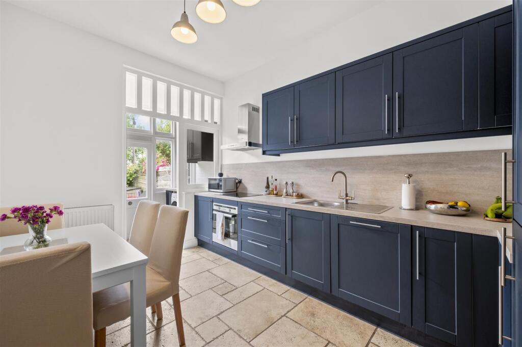 86a, Melbury Gardens,5.jpg