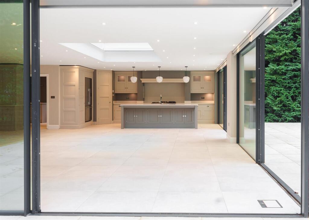 Open-Plan Kitchen/Living/Dining Room