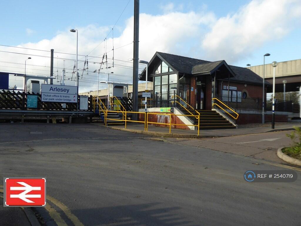 10 Min Walk To Station