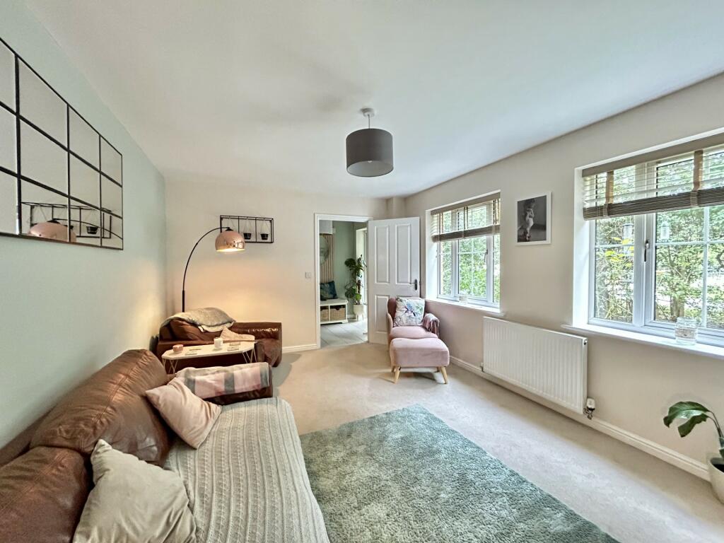 L Room 1