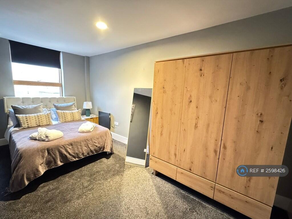 Double Bedroom