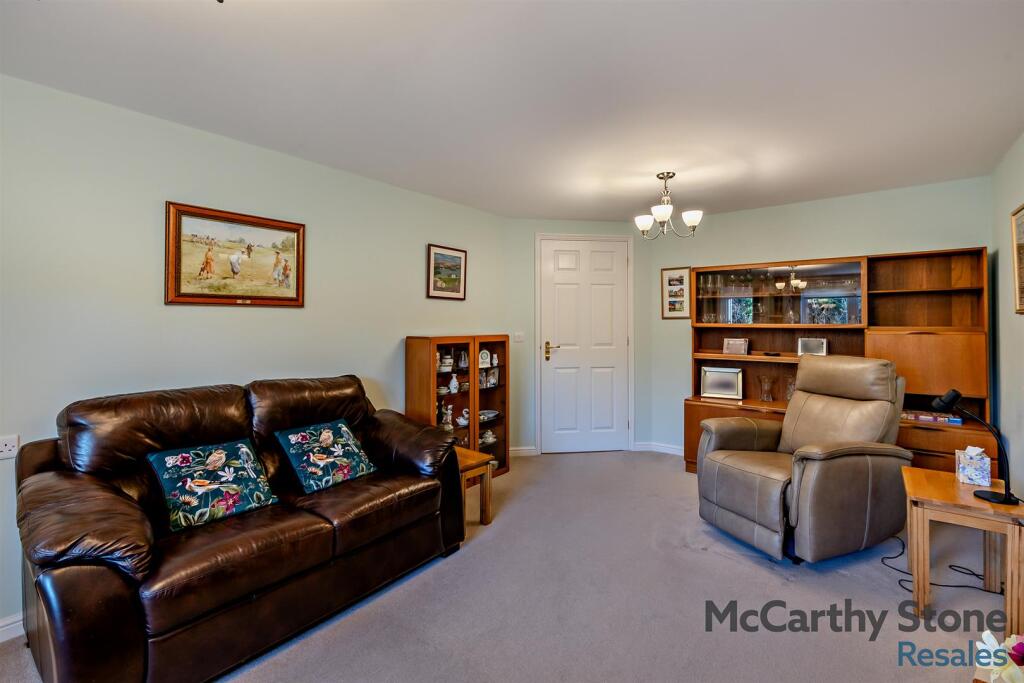 8632577-interior11-800.jpg