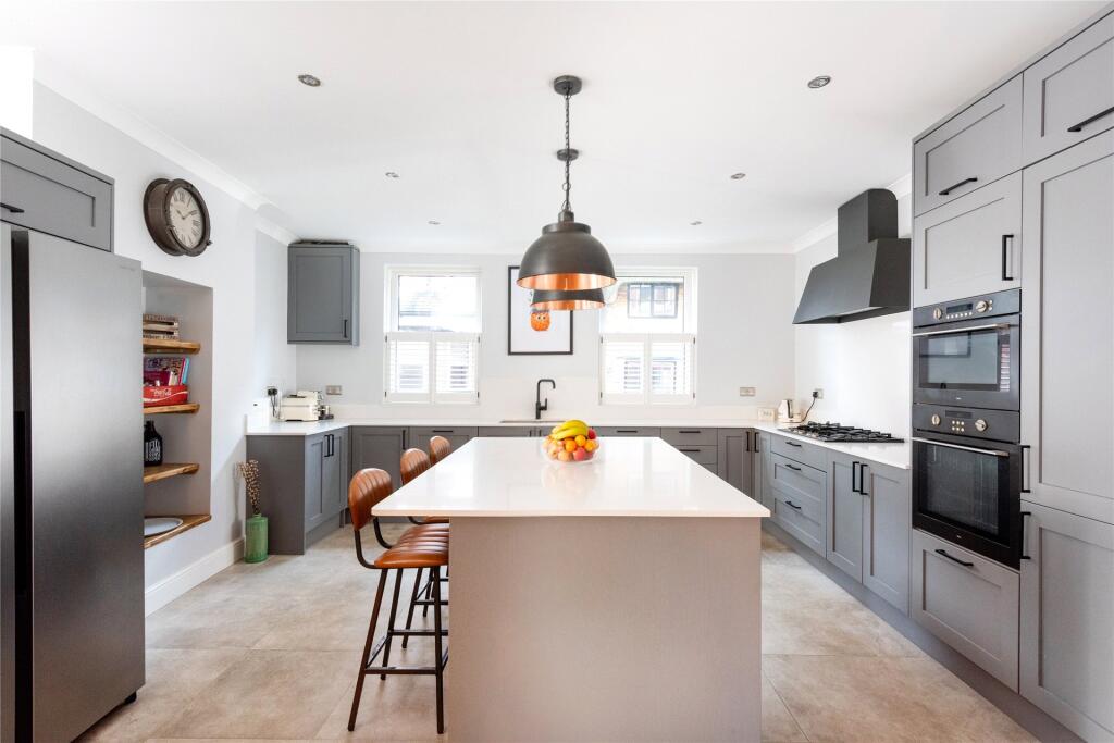 Kitchen/Breakfast