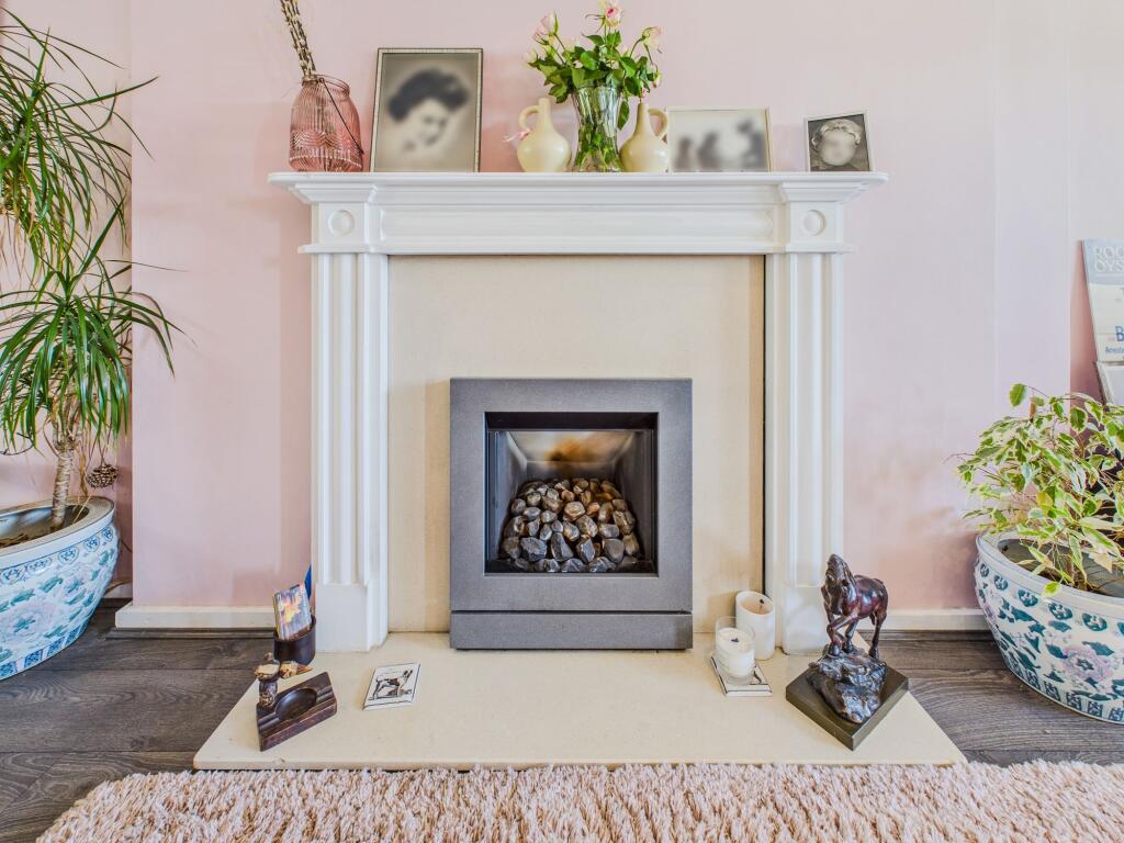 Lounge Fireplace