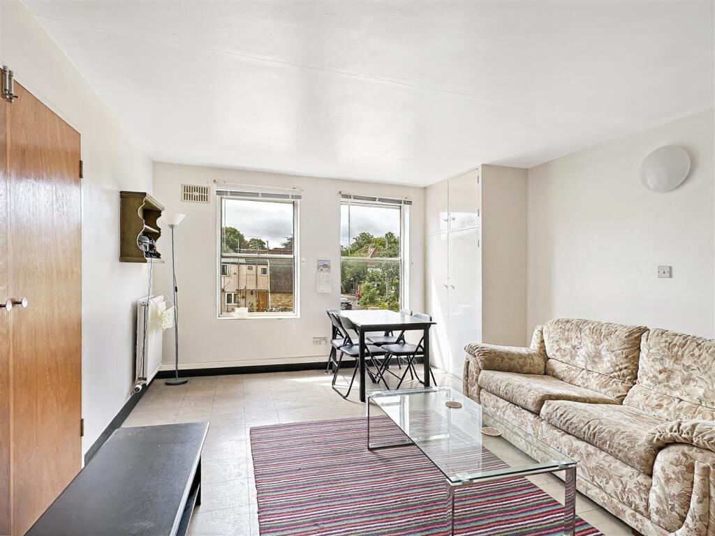 living area.jpg