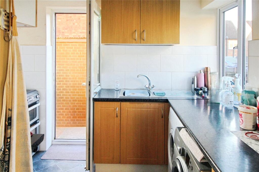 Fitted Kitchen