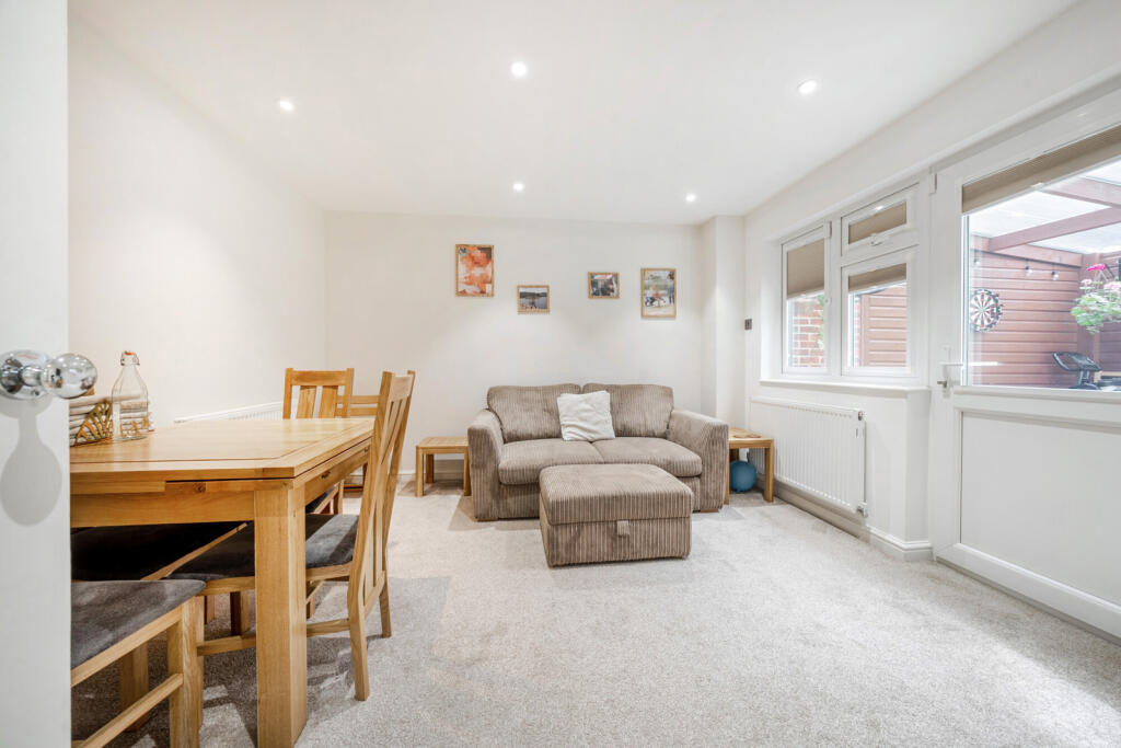 1309622-17-684835...