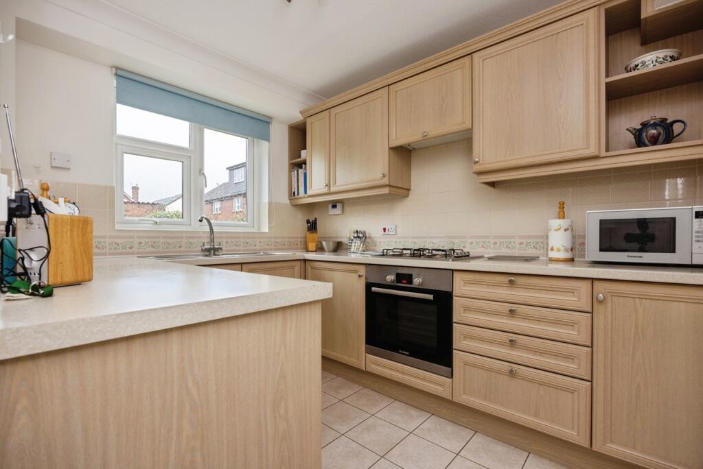 Mitchells Close, Shalford, Guildford, Surrey, GU4