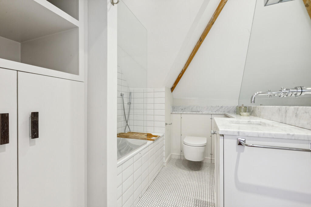 Flat 6, 22 Mulber...