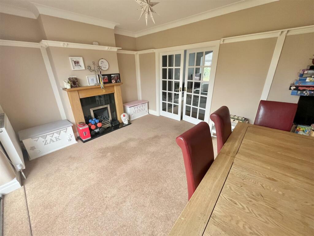 Dining Room Aspect 3.jpg