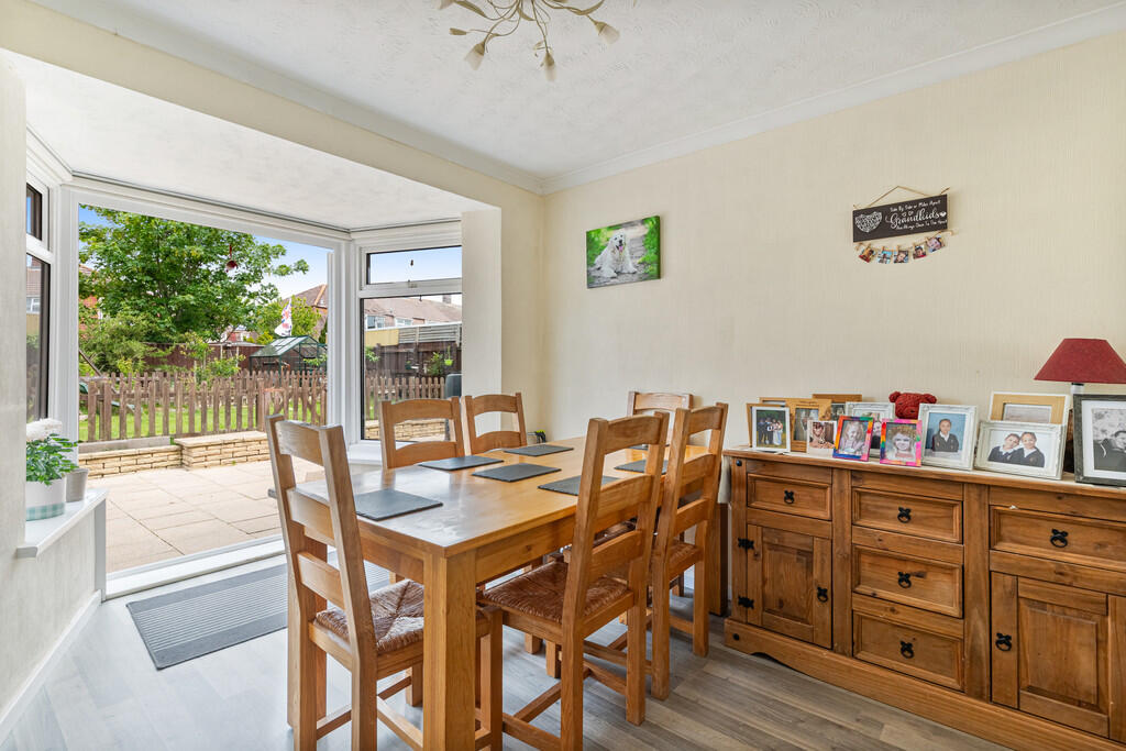 A11 - 21 Seabrook...