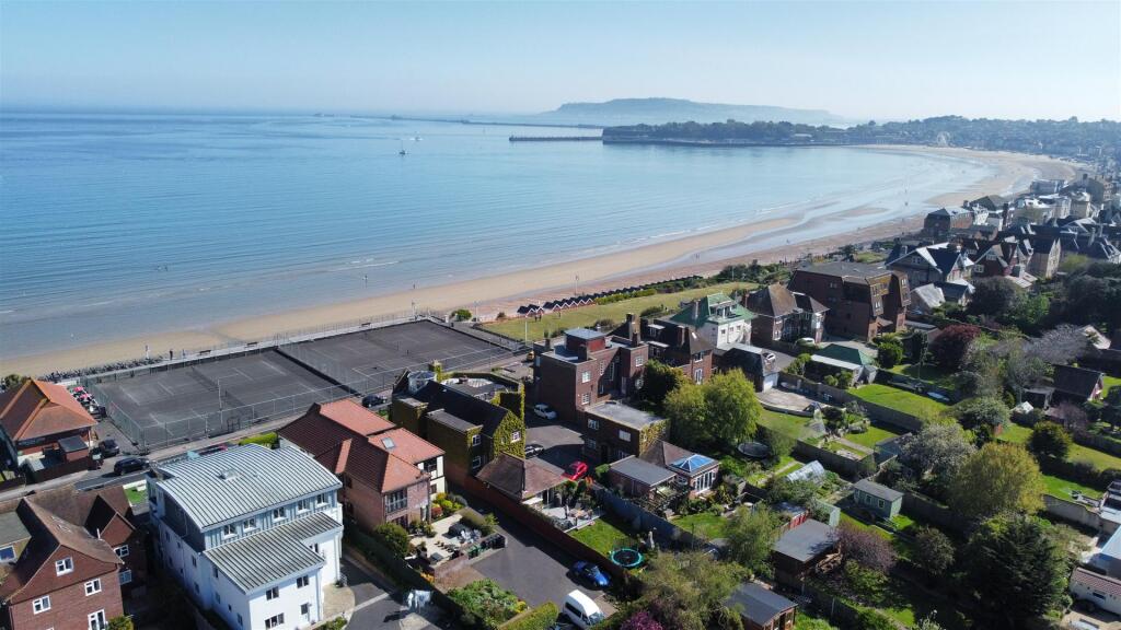 dji_fly_20250428_155146_91_1745851914565_photo_opt