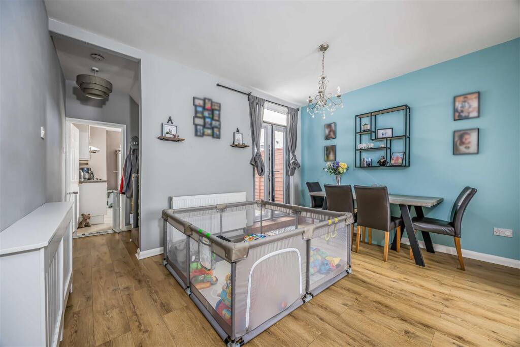 21 Toronto Road, Fratton-Small-PorticoMarketing-So