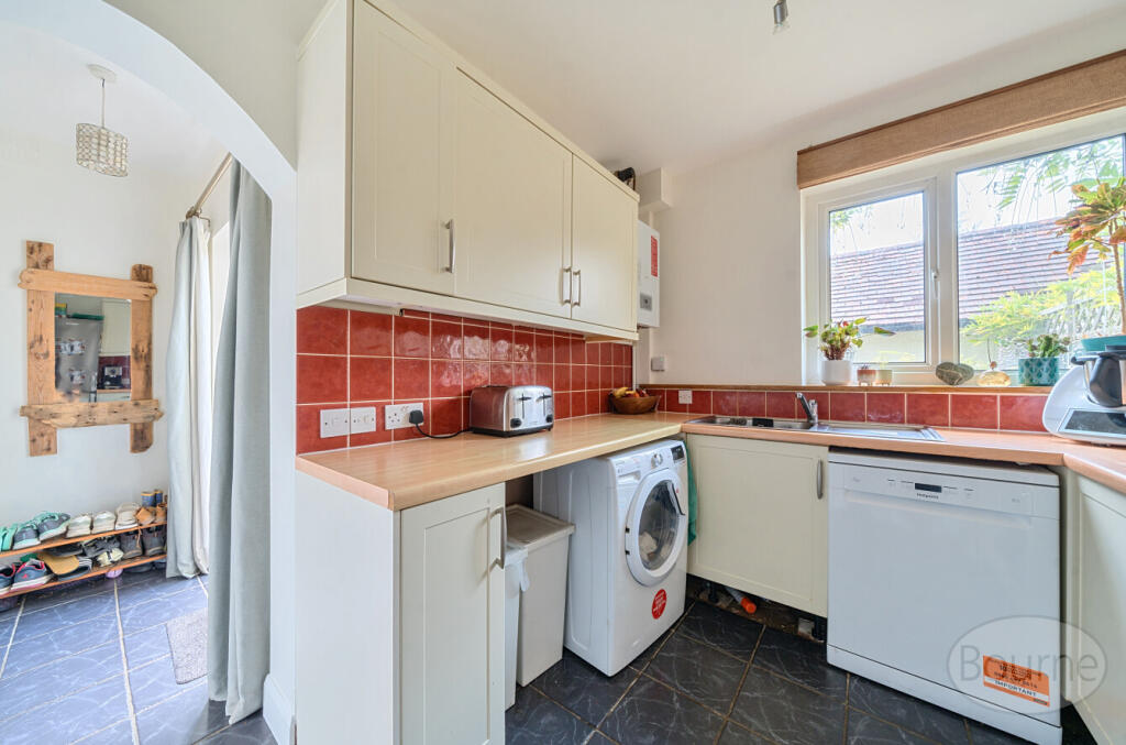 27b0b3a0-6a79-453...