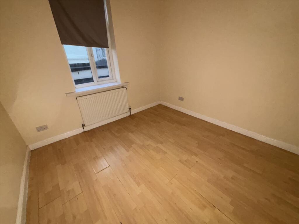 Bedroom 2 69 station