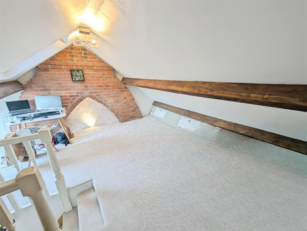 user_edited_photo-e3c66766_user-edited-67776ba8-3d