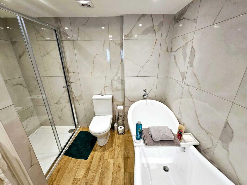 d53e025b-000e-4364-8073-b3375f7afedc