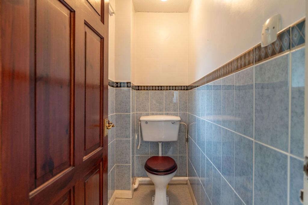 Bathroom/Wc