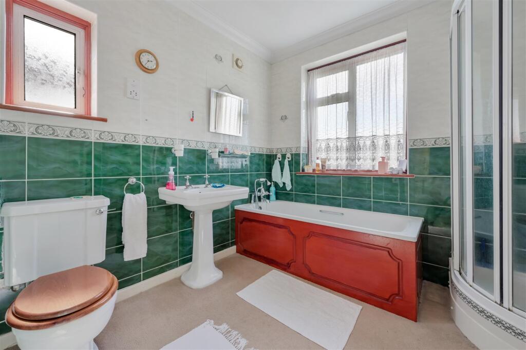 WAVERLEY ROAD,  (14 FROM 24)-1.jpg