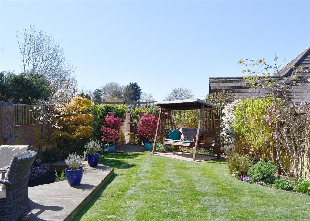 Wombrook House-Vendor Pic 1.jpg