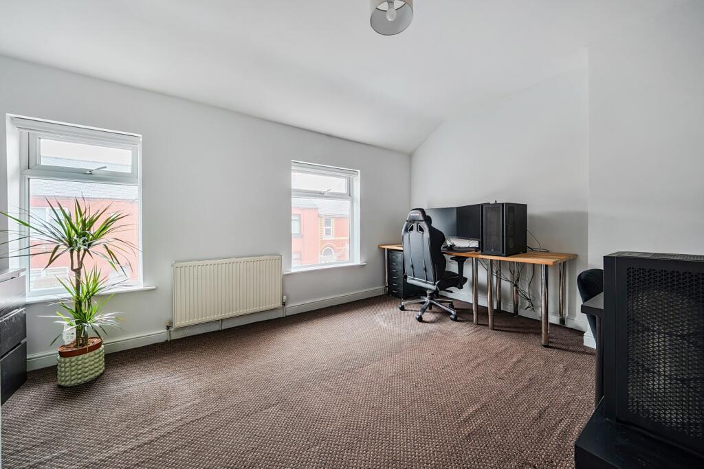 1382834-2-6924363eb1550