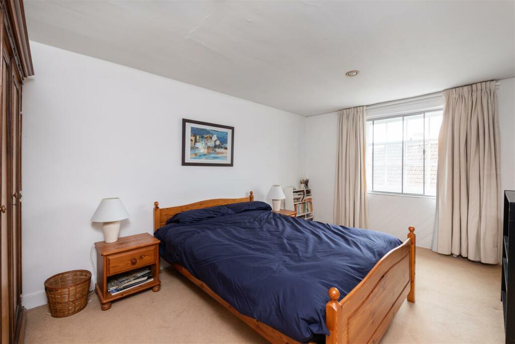 Bedroom III.jpg