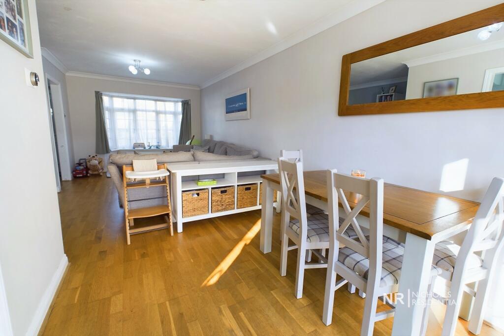 Lounge /  Dining Room