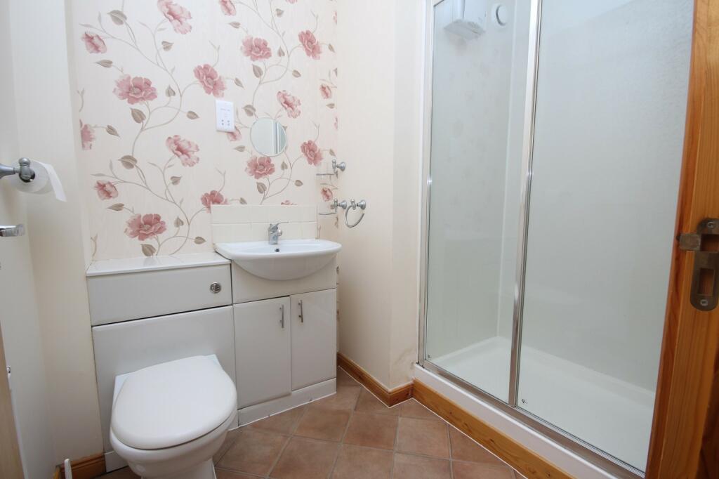 Principal Bedroom En Suite