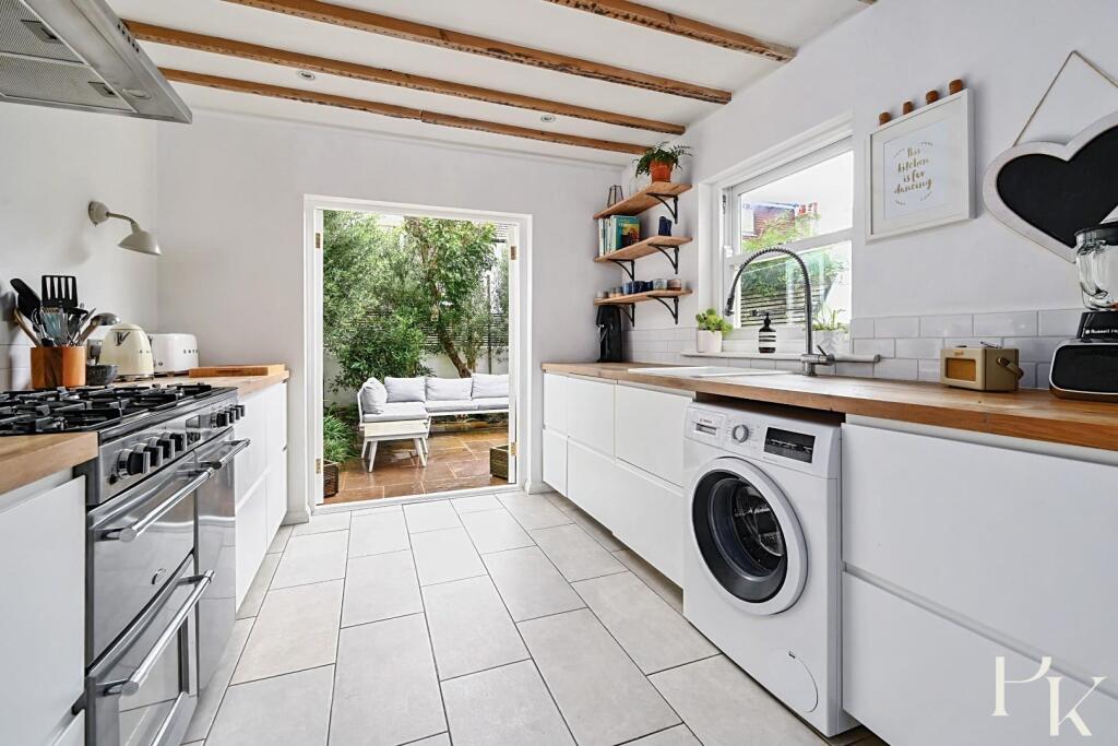 44 Coleridge Street BN3 (2).jpg