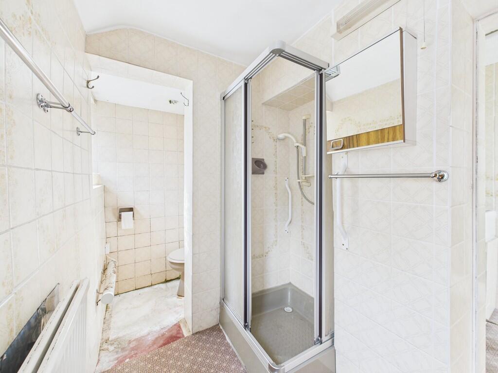 CAM03974G0-PR0215...