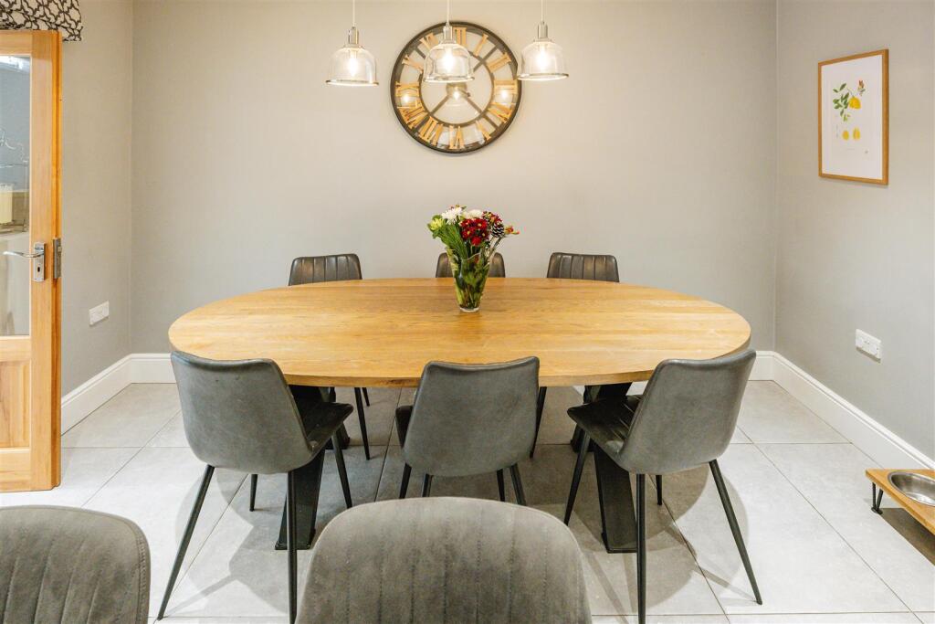 Adamlvphotography- Bramble House-47.jpg