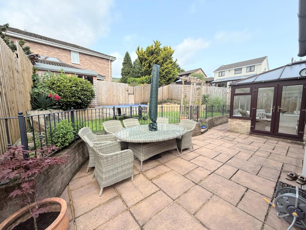 6997DB80-135A-4E38-9698-153287CD8D3A