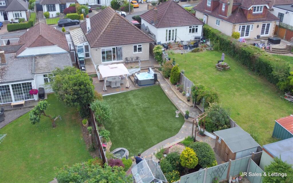 dji_fly_20250609_152636_896_1749479211348_photo_op