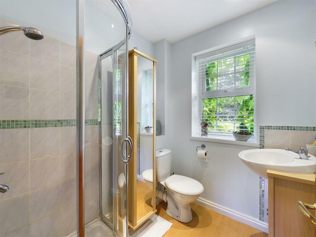 En Suite.