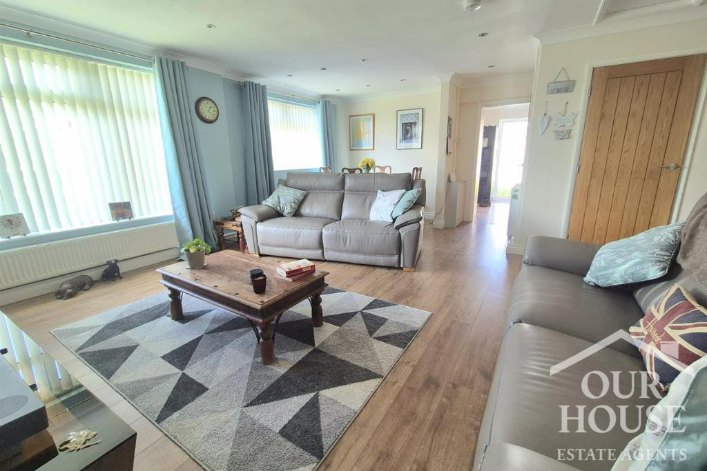 Through Lounge Diner