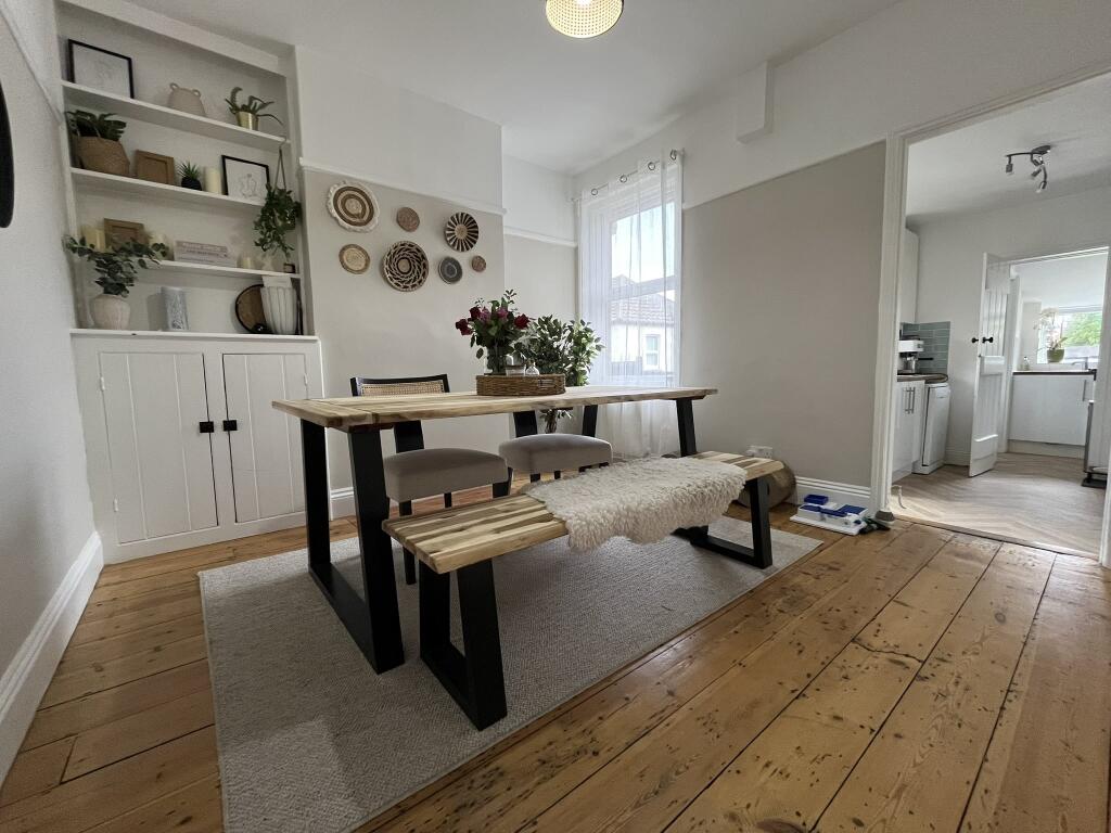 Dining Room (2)