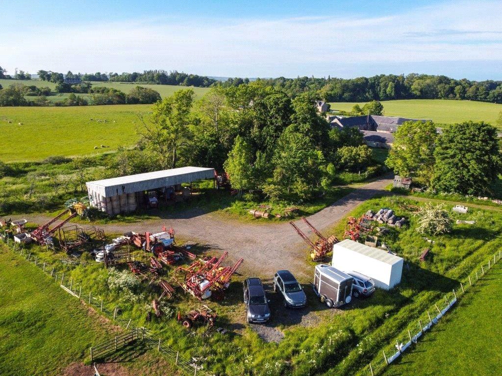 Lot 1 Yard &amp; Shed