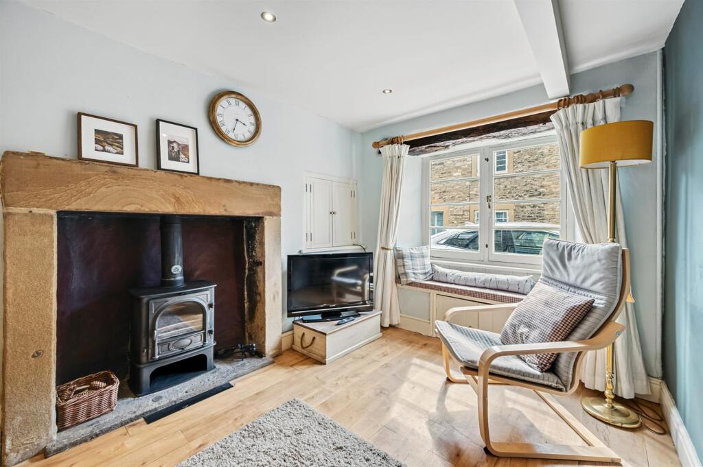 Saxton Mee Bobbin Cottage 0031.jpg