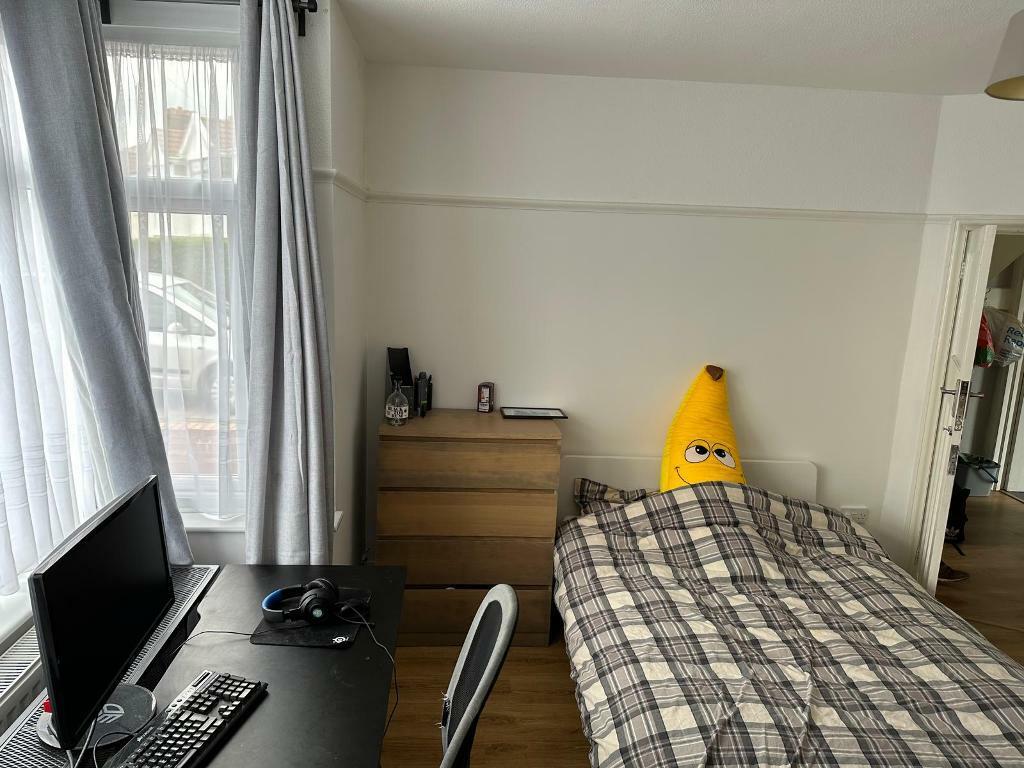 Ground Floor Front Bedroom