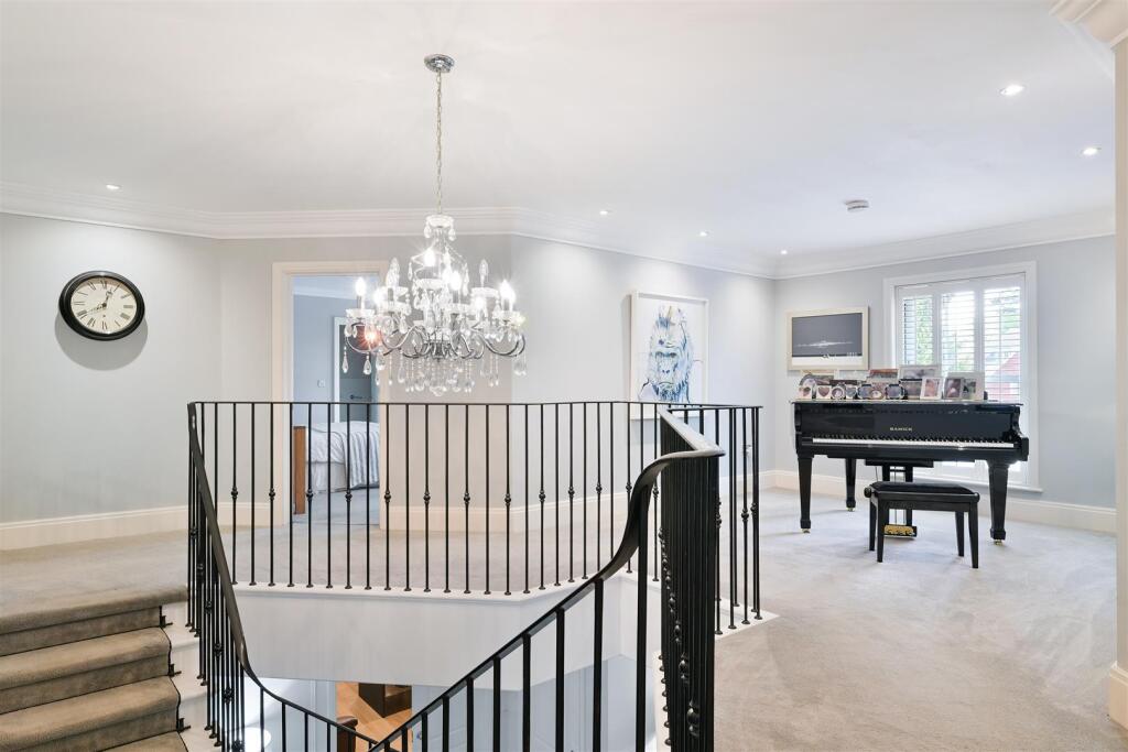 COPPER BEECHES- (33).jpg