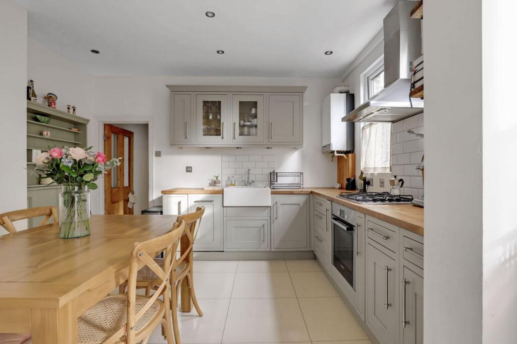 07-882bJHPropWorld - 96 Queenswood Road - 34-mediu