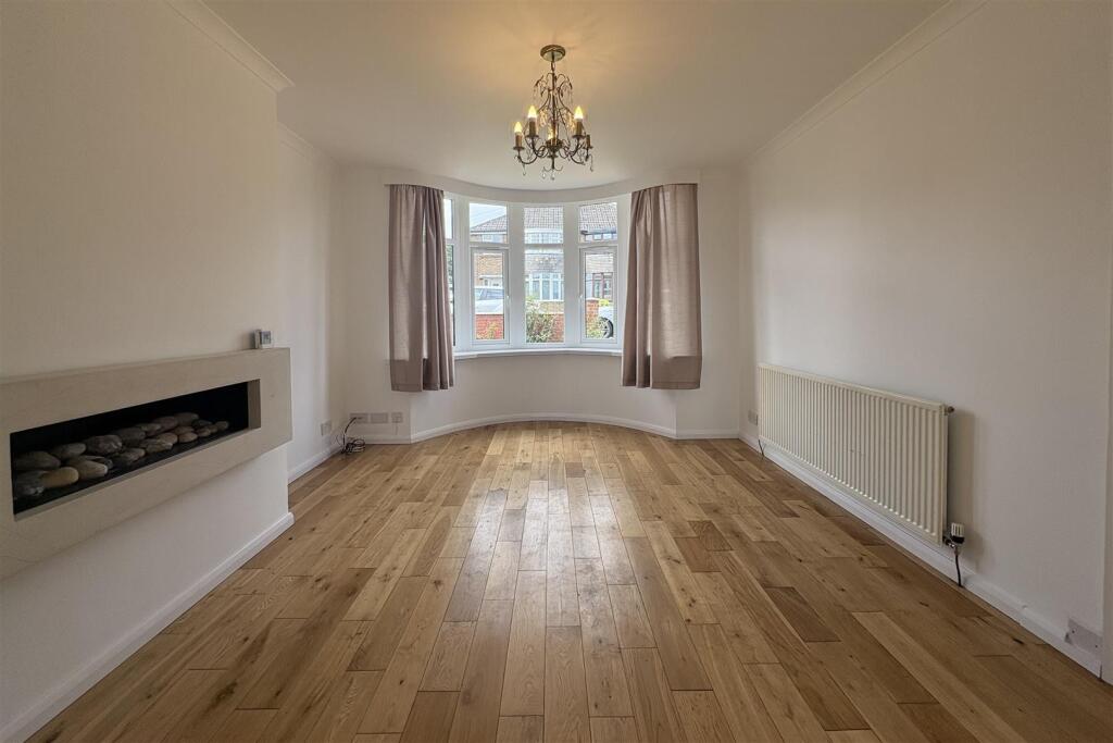 Living/Dining Room