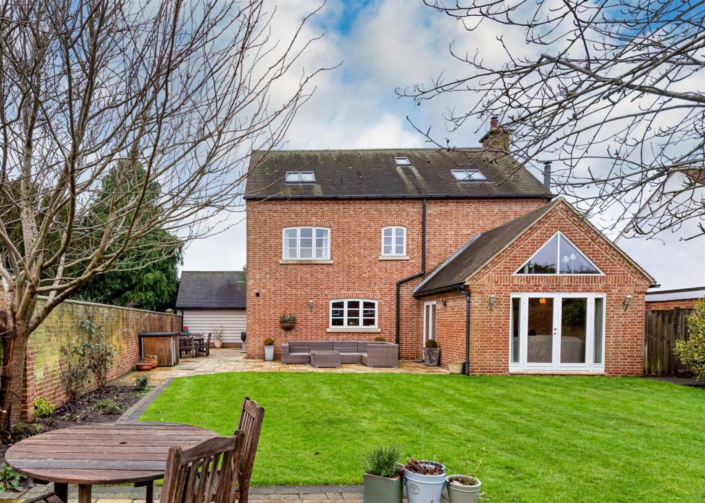 6 Engleton Lane-garden2 RevB.jpg