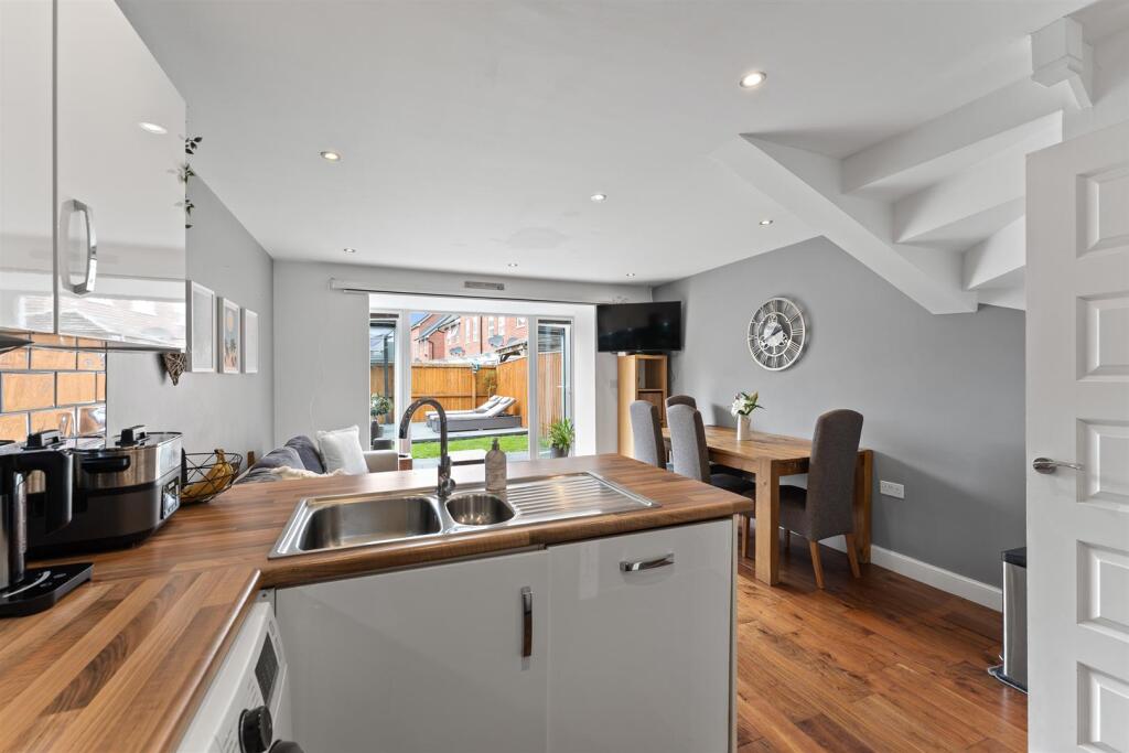 Open Plan Kitchen / Diner / Living Space