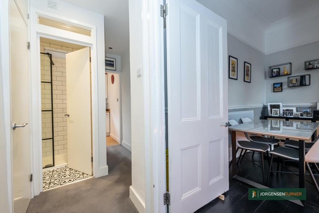 Hallway .jpg
