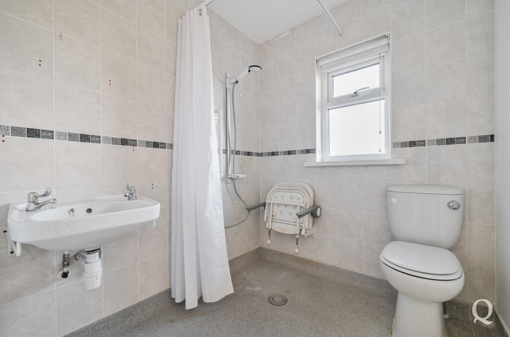 b8ff6760-757d-462...