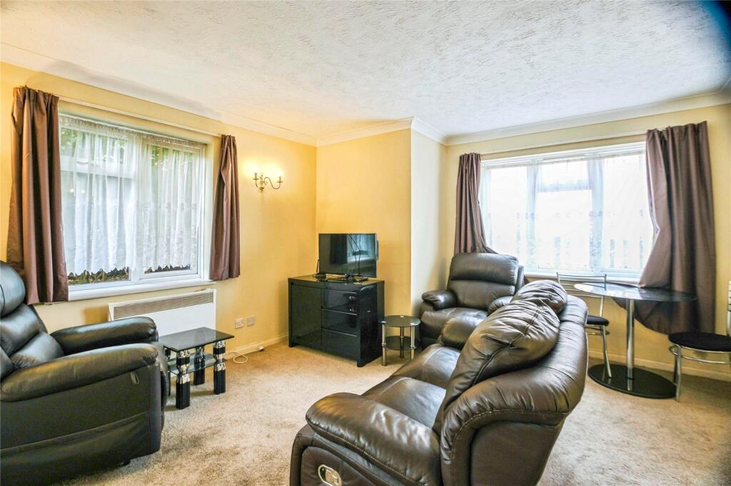 Lounge/Bedroom